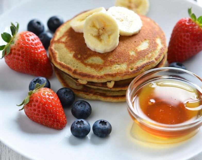 5-Ingredient Banana Pancakes