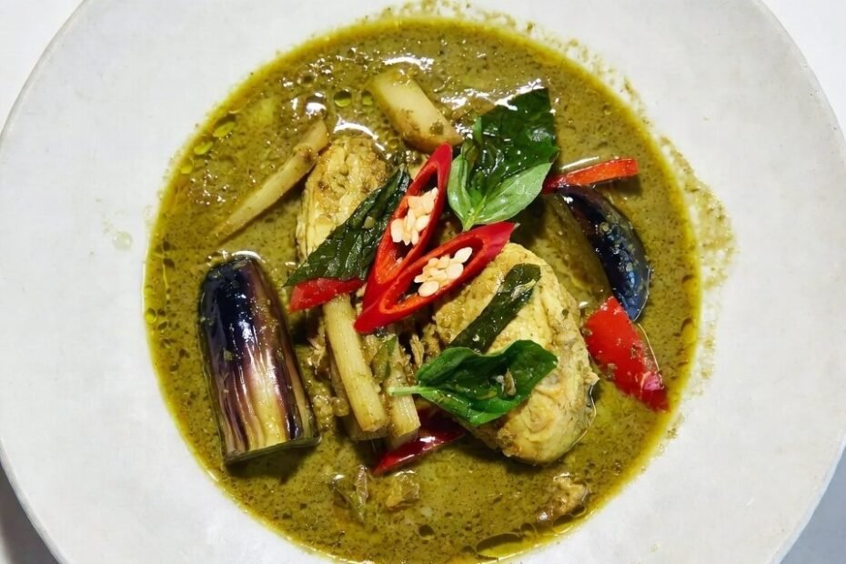 Green Curry (Gaeng Keow Wan)
